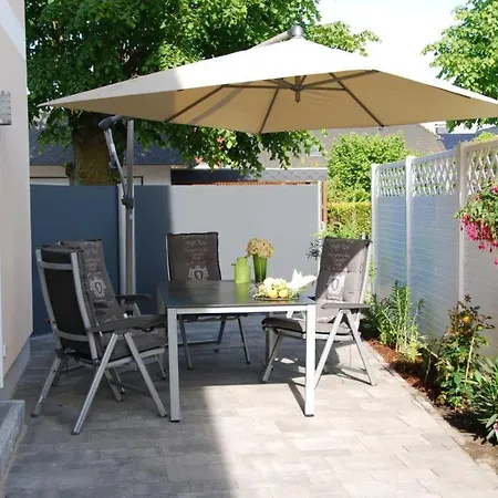 Lilienthal, Exclusive Doppelhaushaelfte Fuer 6 Personen In